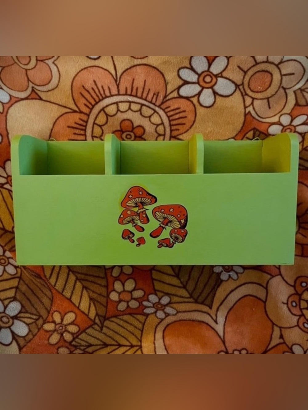 Counterpoint style green flower power Mushroom wood wall organizer handmade
70s